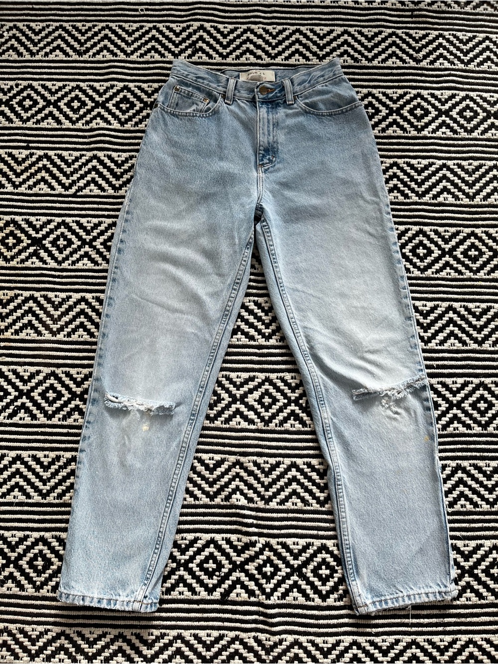 Vintage L.L. Bean Double L Natural Fit Light Wash Distressed Mom Jeans Size 4